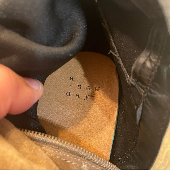 A New Day boots - Picture 3 of 5